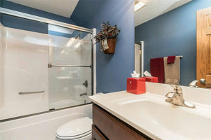    61901-bathroom-3_1_-traditional-1.5-story-3182-square-feet-4-bed-rooms-4-bath-rooms