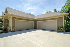 66819LL-Garagedoors-craftsman-ranch-house-plans-4380-square-feet-walkout-basement
