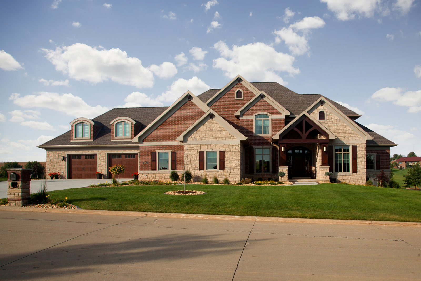 6 Bedroom House Plans