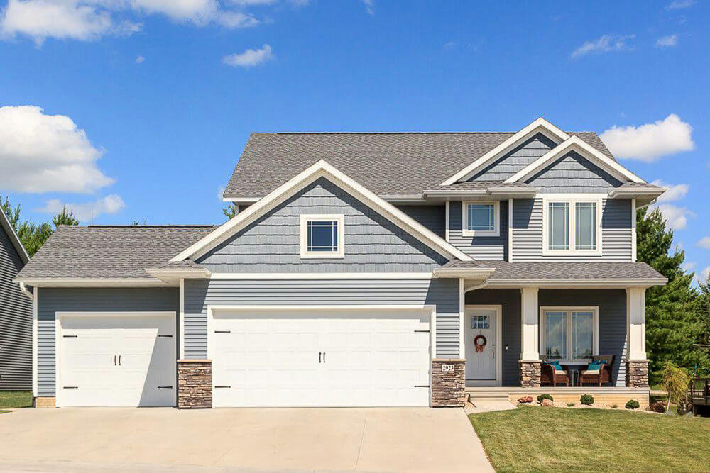    23507-front-2-craftsman-2-story-house-plans-2406-square-feet-4-bathroom