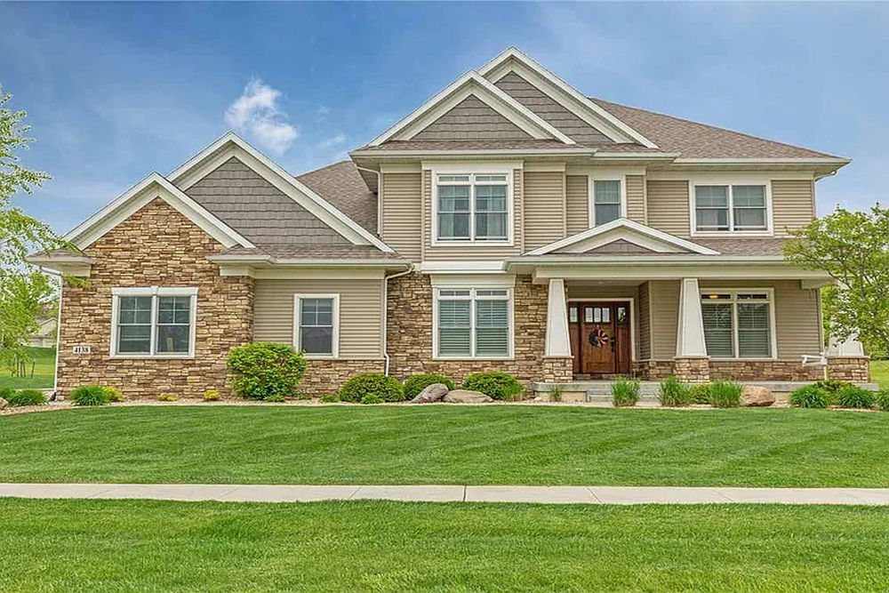       27808-front-craftsman-1.5-story-house-plan-4-bedroom-4-bathroom-3210-square-foot