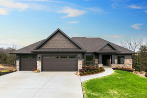 32711-FRONT-craftsman-ranch-house-plans-2171-square-feet-3-bedroom-2-bathroom