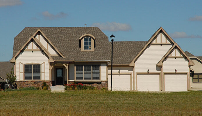    36612-front2-craftsman-ranch-house-plans-1583-square-feet-2-bedroom-2-bathroom