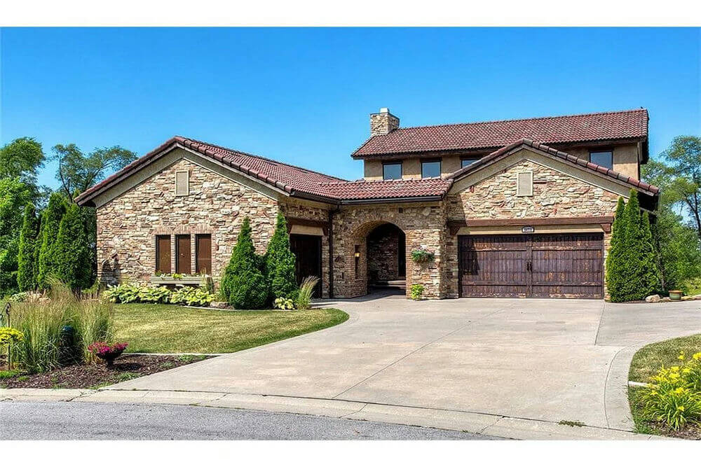 37612LL-front_1_-tuscan-ranch-3547-square-feet-4-bedrooms-3-bathrooms