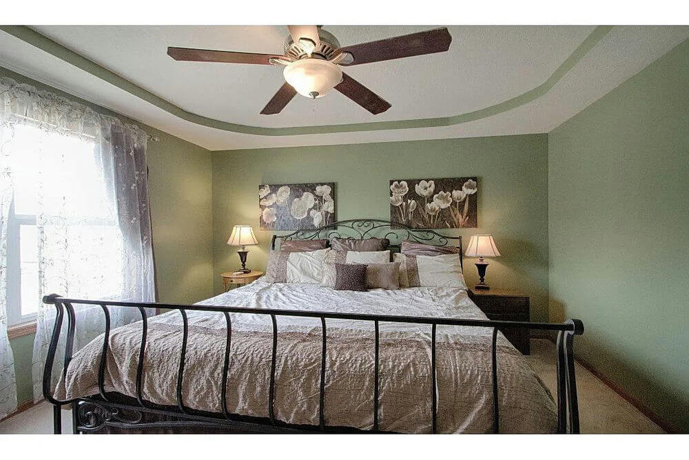       48314-masterbedroom_1_-traditional-2-story-1398-square-feet-3-bedrooms-3-bathrooms