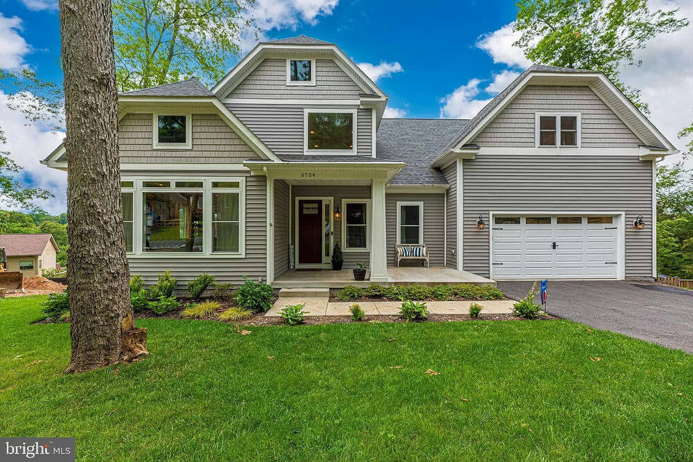    57116-front-craftsman-1.5-story-house-plans-3-bedroom-3-bathroom