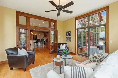         61617LL-sitting-room_3_-craftsman-2-story-1769-square-feet-3-bedrooms-2-bathrooms