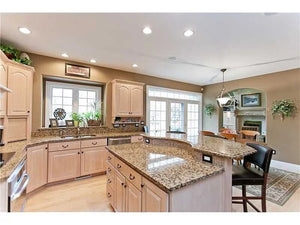       64095-kitchen_4_-traditional-1.5-story-3650-square-feet-4-bedrooms-4-bathrooms