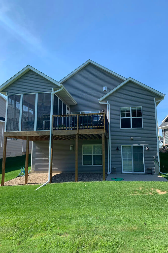 5 bedroom house with walkout basement