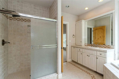         69601-master-bathroom_1_-craftsman-traditional-ranch-2274-square-feet-2-bedrooms-2-bathrooms