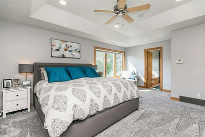      71297-master-bedroom_1_-traditional-1.5-story-2193-square-feet-4-bedrooms-3-bathrooms