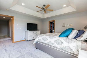       71297-master-bedroom_2_-traditional-1.5-story-2193-square-feet-4-bedrooms-3-bathrooms