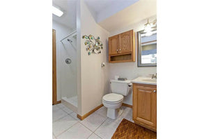 78598-bathroom-2_1_-traditional-1.5-story-1720-square-feet-3-bedrooms-3-bathrooms