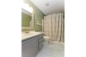 78598-bathroom-3_1_-traditional-1.5-story-1720-square-feet-3-bedrooms-3-bathrooms