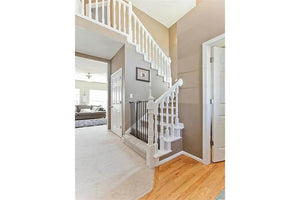       78598-stairs_1_-traditional-1.5-story-1720-square-feet-3-bedrooms-3-bathrooms