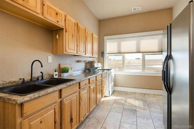       79398-kitchen_1_-traditional-1.5-story-3109-square-feet-4-bedrooms-3-bathrooms