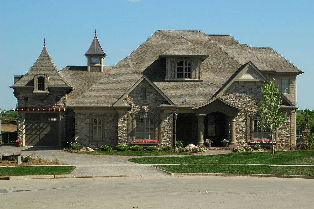    88505LL-front2-european-11_2-story-house-plans-3-bedroom-3-bathroom