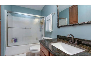       97400-bathroom-2_1_-farmhouse-traditional-1.5-story-2137-square-feet-4-bedrooms-3-bathrooms