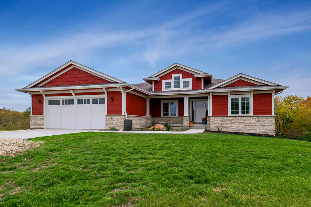     63418-front-craftsman-ranch-house-plans-2224-square-feet-2-bedroom-2-bathroom